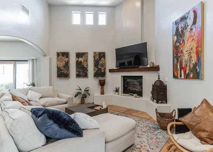 Holiday home Pristine Placita | Spa-like Oasis W/ Pool & Views